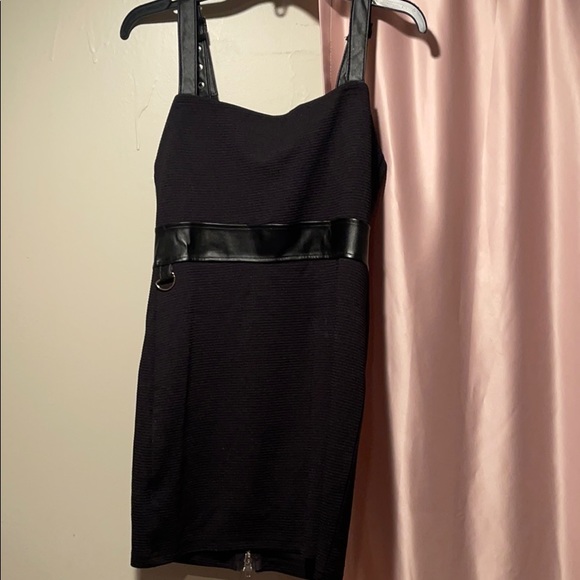 4 items under $25 for $50  Black dress with leather buckle belts - Picture 5 of 6